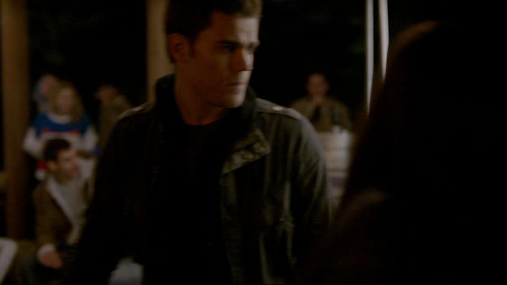 VampireDiariesWorld-dot-org_1x01Pilot_Captures01884.jpg