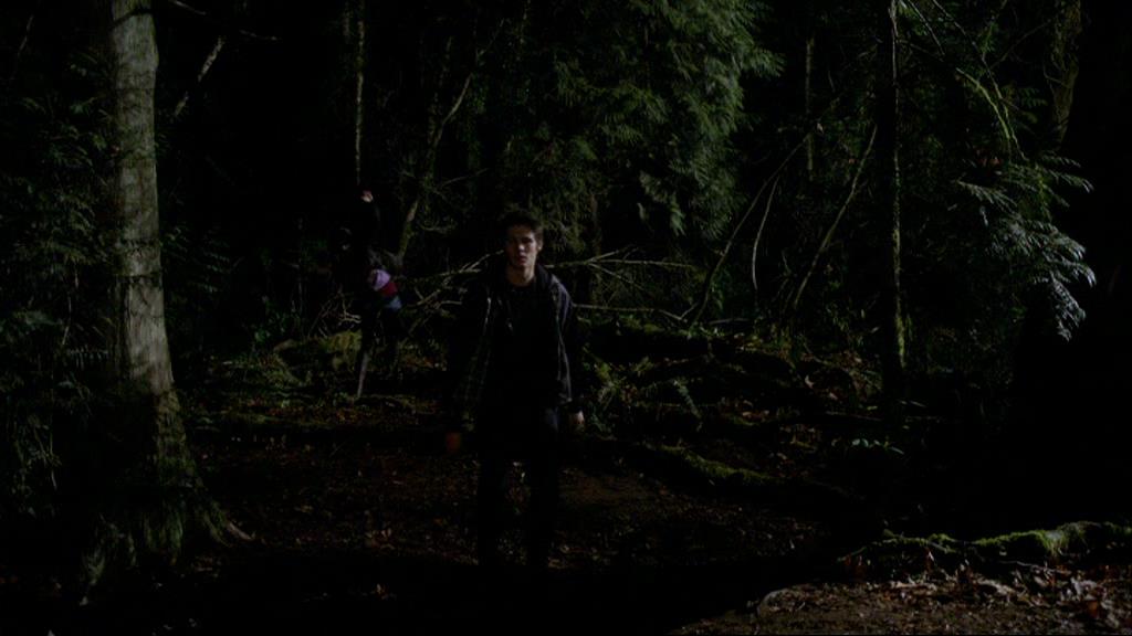 VampireDiariesWorld-dot-org_1x01Pilot_Captures01892.jpg