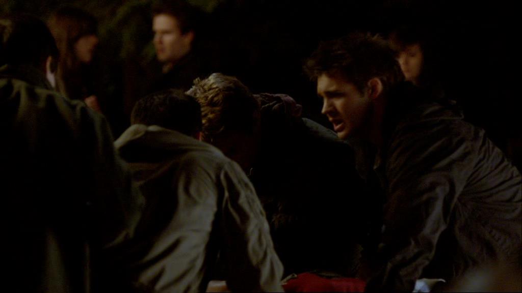 VampireDiariesWorld-dot-org_1x01Pilot_Captures01921.jpg