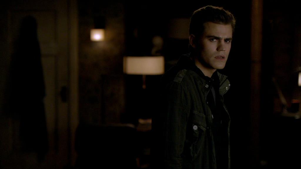 VampireDiariesWorld-dot-org_1x01Pilot_Captures01980.jpg