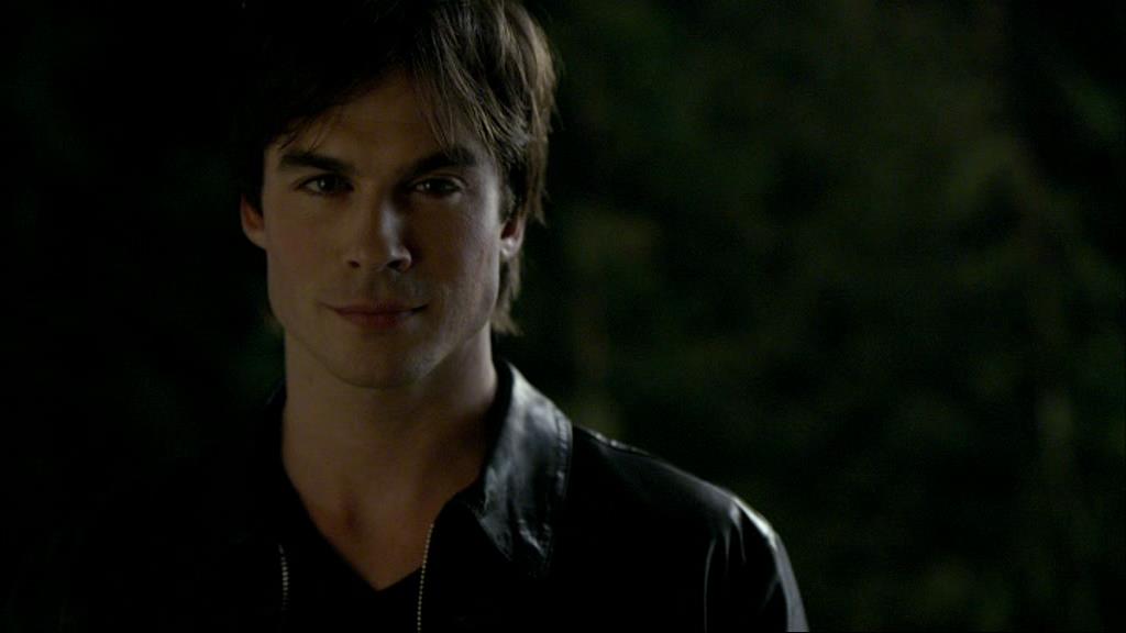 VampireDiariesWorld-dot-org_1x01Pilot_Captures01988.jpg