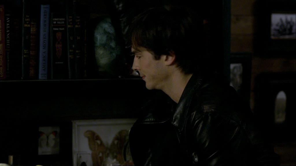 VampireDiariesWorld-dot-org_1x01Pilot_Captures02013.jpg