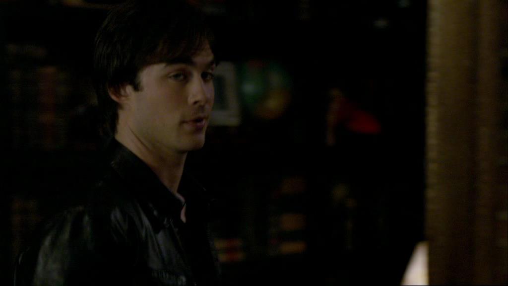 VampireDiariesWorld-dot-org_1x01Pilot_Captures02024.jpg