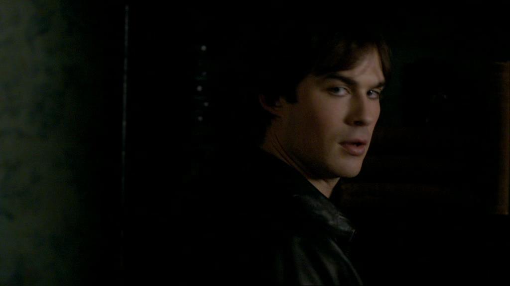 VampireDiariesWorld-dot-org_1x01Pilot_Captures02033.jpg