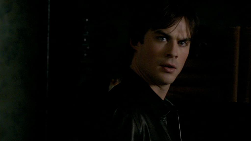 VampireDiariesWorld-dot-org_1x01Pilot_Captures02034.jpg