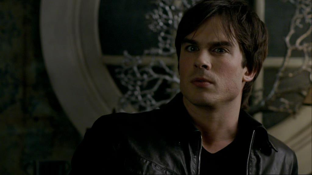 VampireDiariesWorld-dot-org_1x01Pilot_Captures02056.jpg