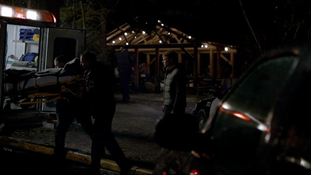 VampireDiariesWorld-dot-org_1x01Pilot_Captures02073.jpg