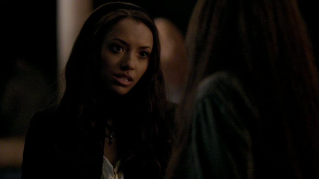 VampireDiariesWorld-dot-org_1x01Pilot_Captures02097.jpg