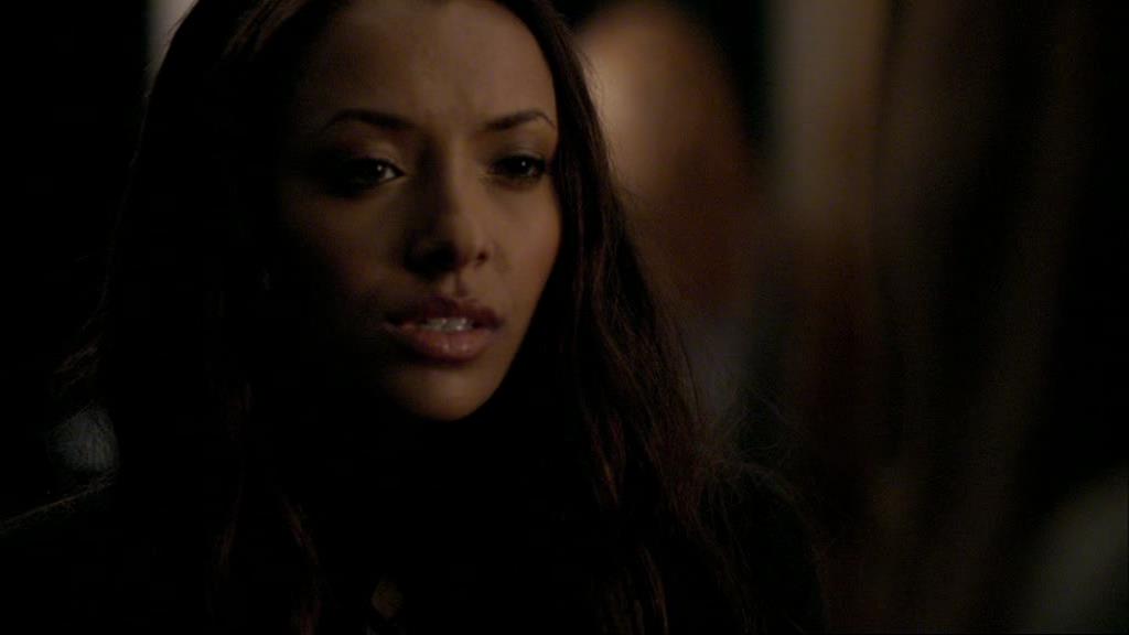 VampireDiariesWorld-dot-org_1x01Pilot_Captures02110.jpg