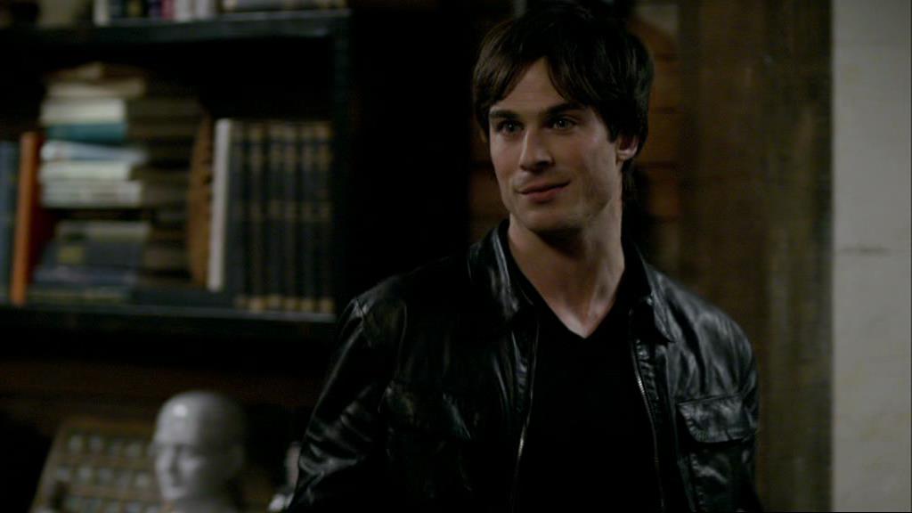 VampireDiariesWorld-dot-org_1x01Pilot_Captures02128.jpg