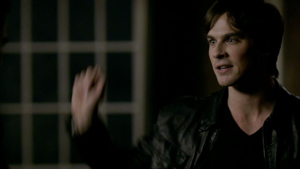 VampireDiariesWorld-dot-org_1x01Pilot_Captures02146.jpg