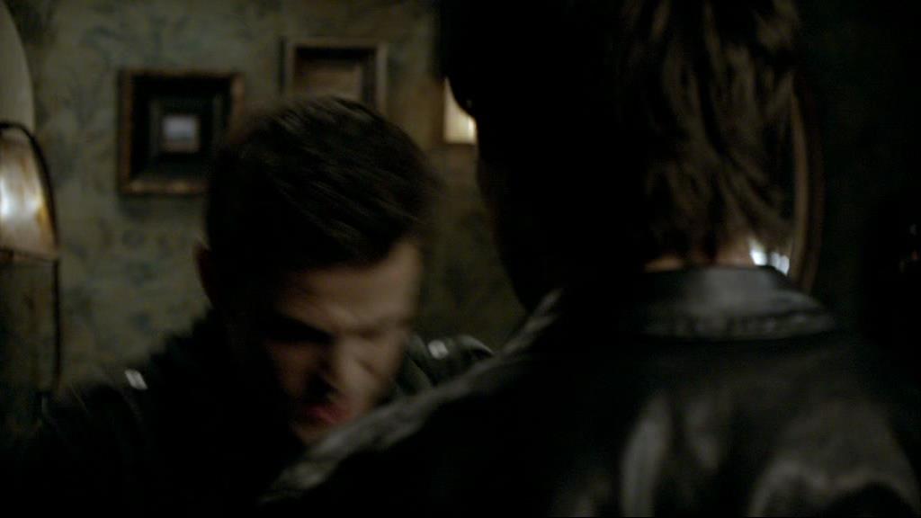 VampireDiariesWorld-dot-org_1x01Pilot_Captures02154.jpg