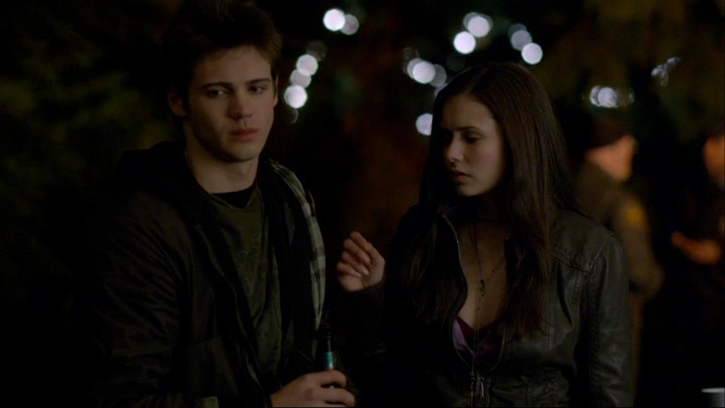 VampireDiariesWorld-dot-org_1x01Pilot_Captures02282.jpg