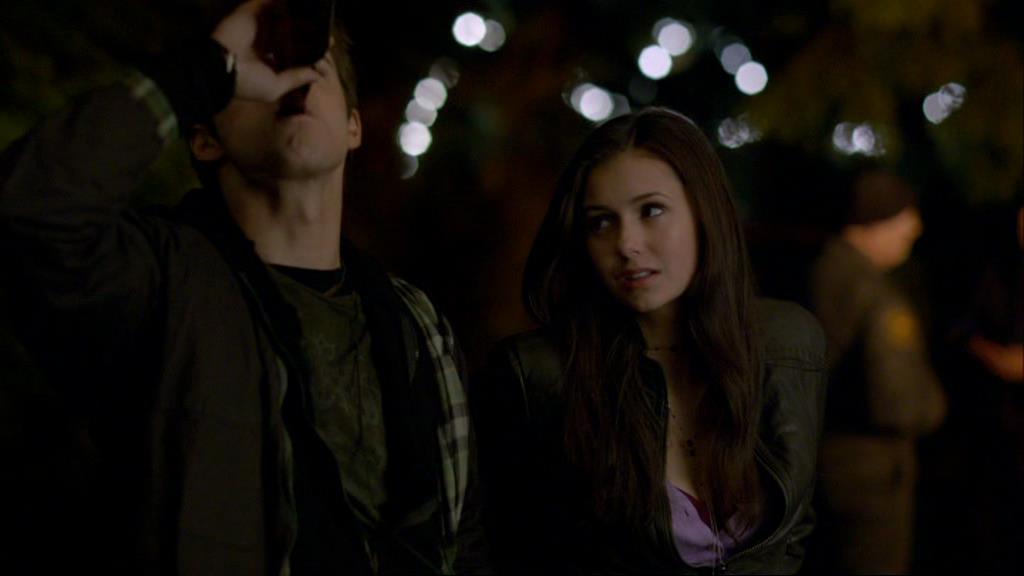 VampireDiariesWorld-dot-org_1x01Pilot_Captures02296.jpg