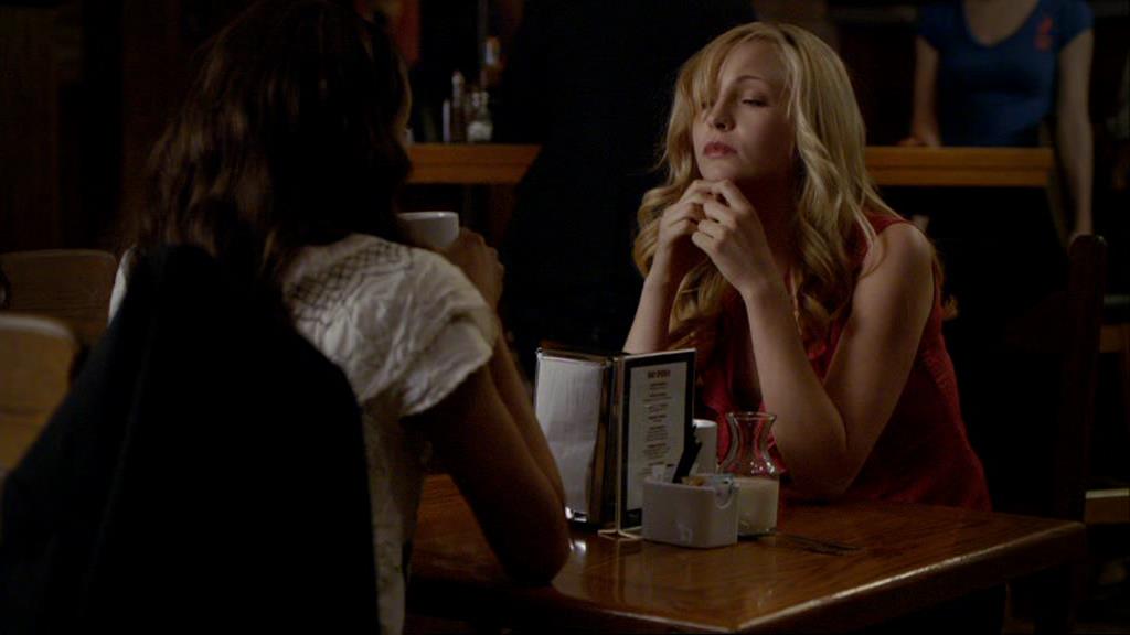 VampireDiariesWorld-dot-org_1x01Pilot_Captures02337.jpg