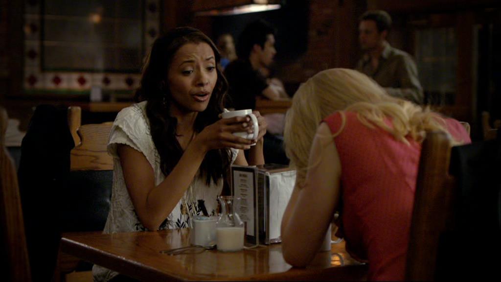 VampireDiariesWorld-dot-org_1x01Pilot_Captures02341.jpg