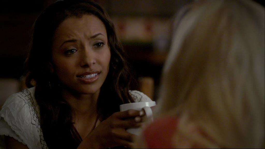 VampireDiariesWorld-dot-org_1x01Pilot_Captures02346.jpg