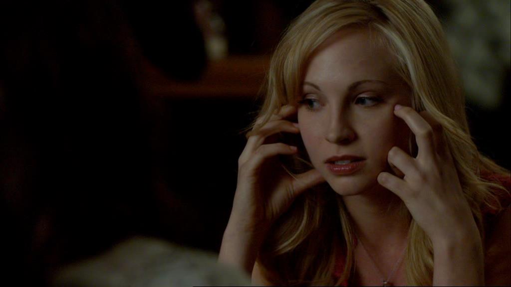 VampireDiariesWorld-dot-org_1x01Pilot_Captures02355.jpg