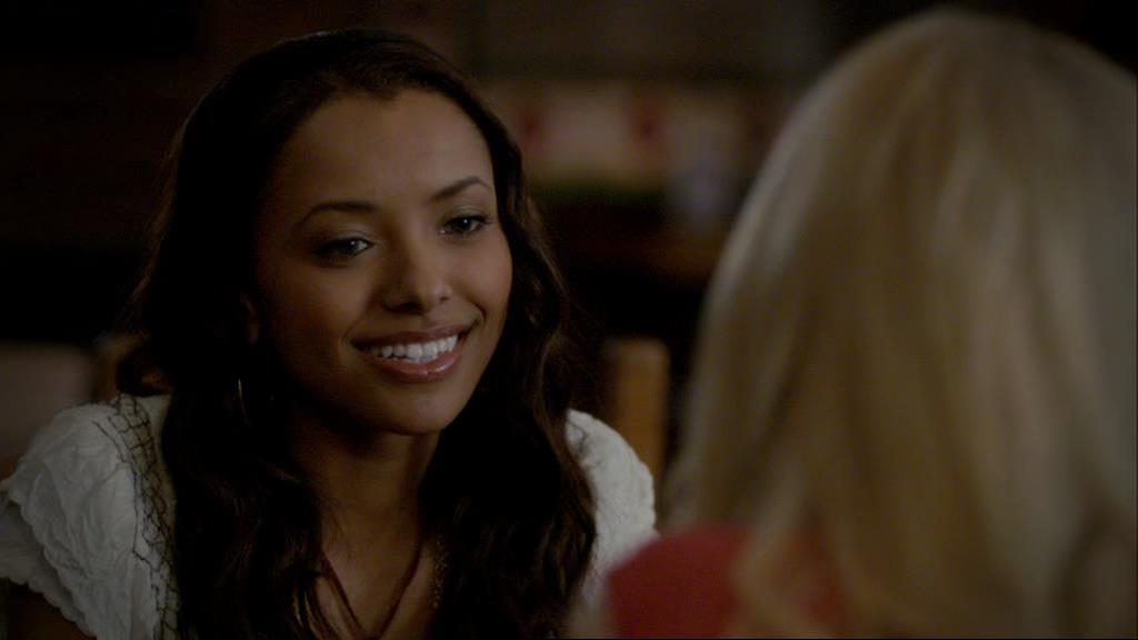 VampireDiariesWorld-dot-org_1x01Pilot_Captures02379.jpg