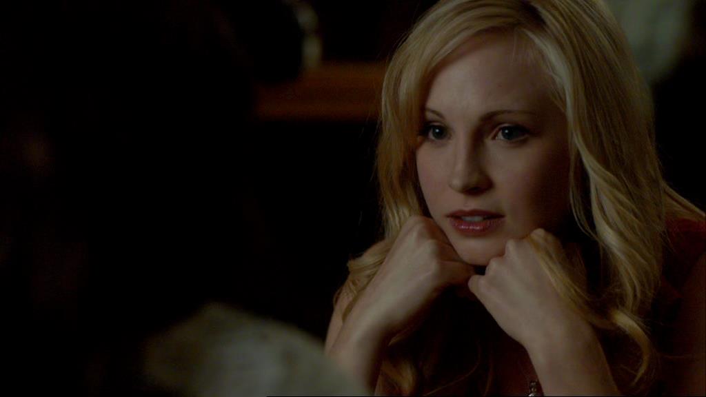 VampireDiariesWorld-dot-org_1x01Pilot_Captures02384.jpg