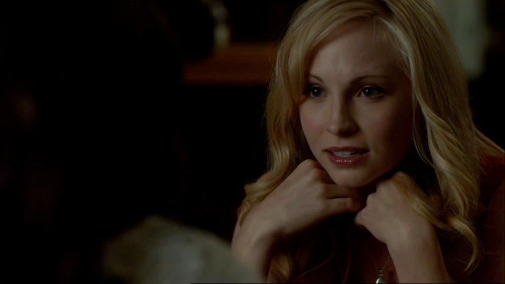 VampireDiariesWorld-dot-org_1x01Pilot_Captures02385.jpg