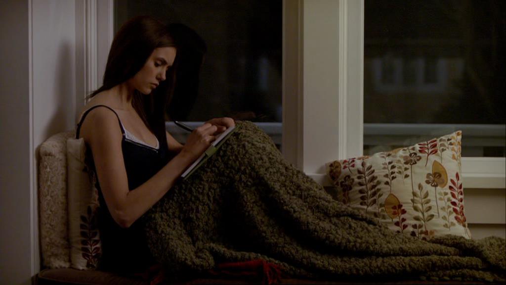 VampireDiariesWorld-dot-org_1x01Pilot_Captures02422.jpg