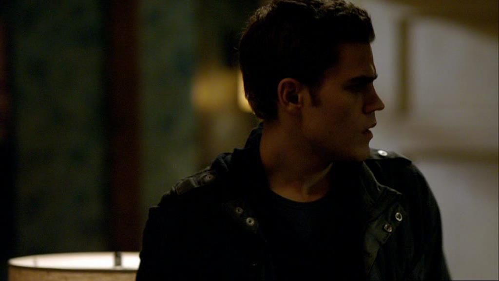 VampireDiariesWorld-dot-org_1x01Pilot_Captures02444.jpg