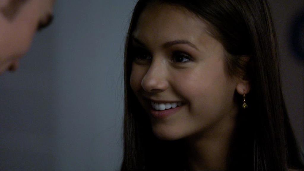 VampireDiariesWorld_dot_org-1x02TheNightOfTheComet00237.jpg