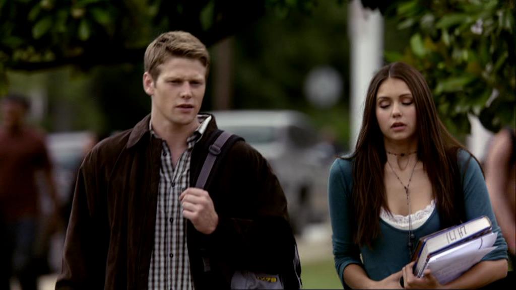 VampireDiariesWorld_dot_org-1x02TheNightOfTheComet00336.jpg