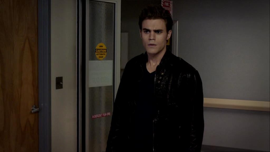 VampireDiariesWorld_dot_org-1x02TheNightOfTheComet00531.jpg