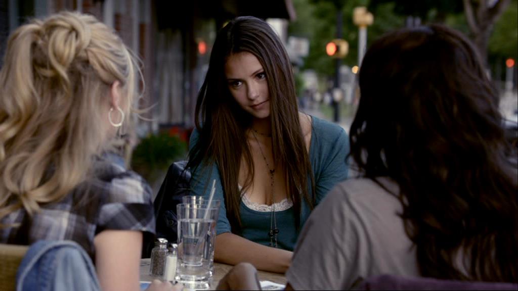 VampireDiariesWorld_dot_org-1x02TheNightOfTheComet00601.jpg