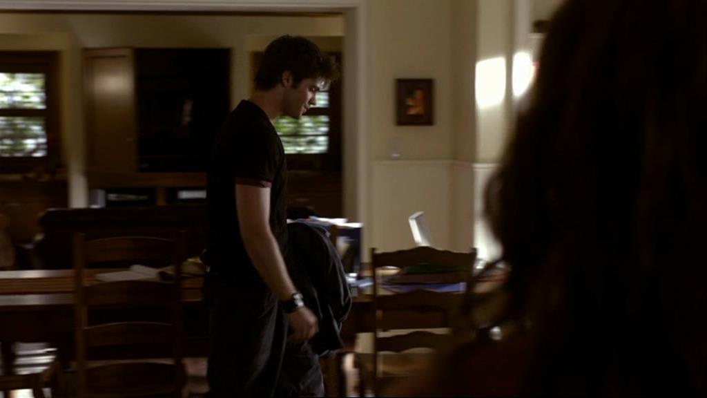 VampireDiariesWorld_dot_org-1x02TheNightOfTheComet00649.jpg