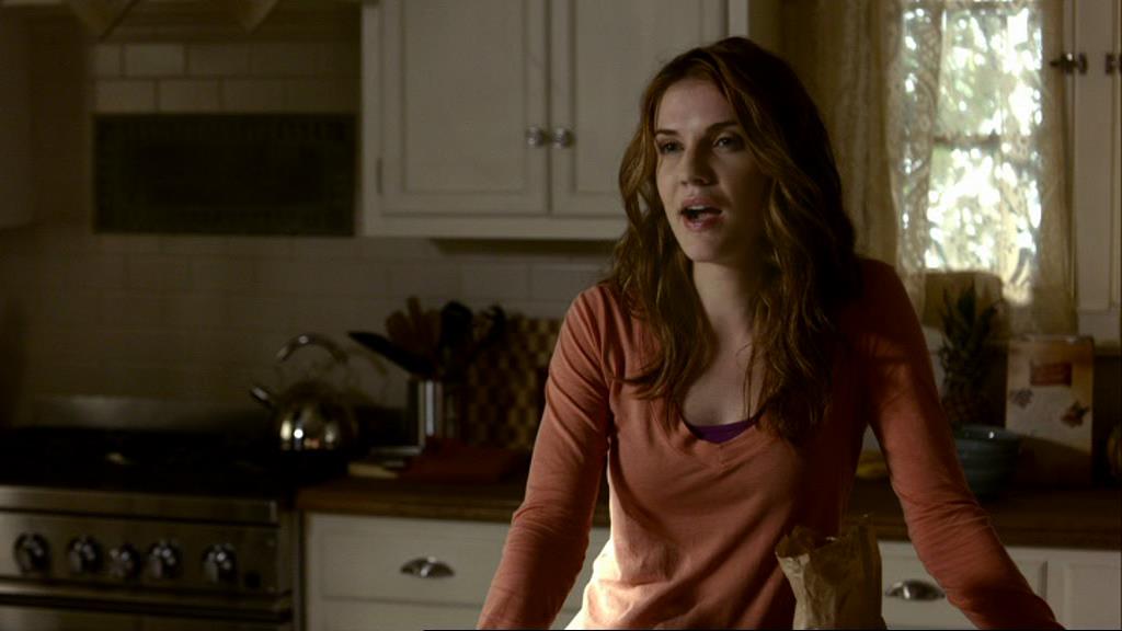 VampireDiariesWorld_dot_org-1x02TheNightOfTheComet00652.jpg