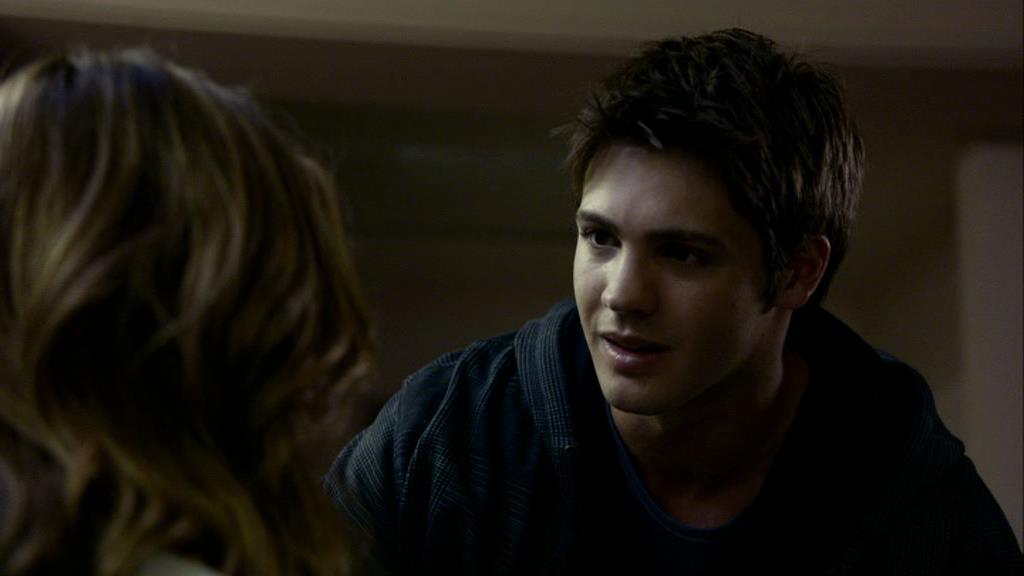 VampireDiariesWorld_dot_org-1x02TheNightOfTheComet00787.jpg