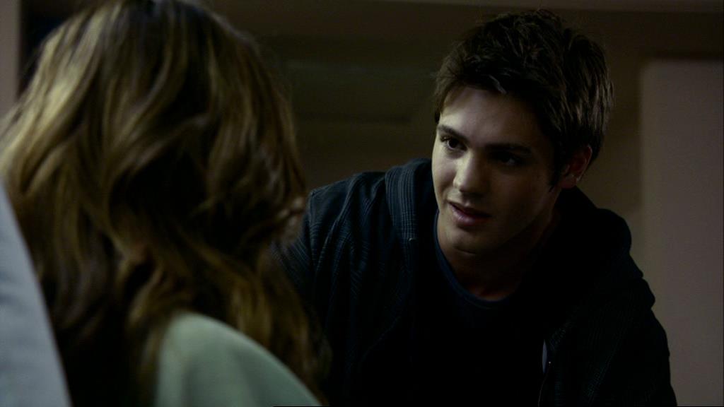 VampireDiariesWorld_dot_org-1x02TheNightOfTheComet00820.jpg