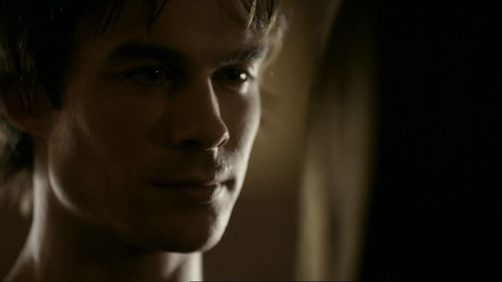 VampireDiariesWorld_dot_org-1x02TheNightOfTheComet00874.jpg