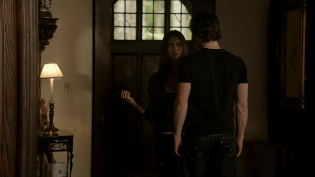 VampireDiariesWorld_dot_org-1x02TheNightOfTheComet00882.jpg