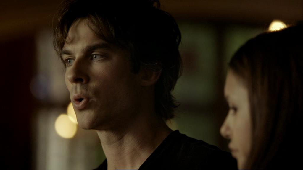 VampireDiariesWorld_dot_org-1x02TheNightOfTheComet00936.jpg