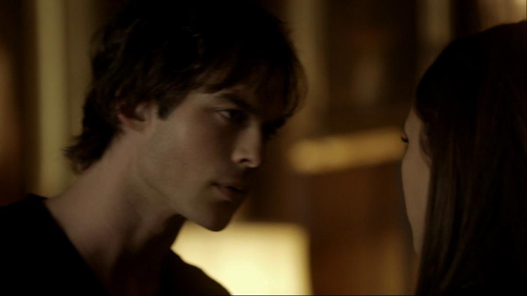 VampireDiariesWorld_dot_org-1x02TheNightOfTheComet00986.jpg