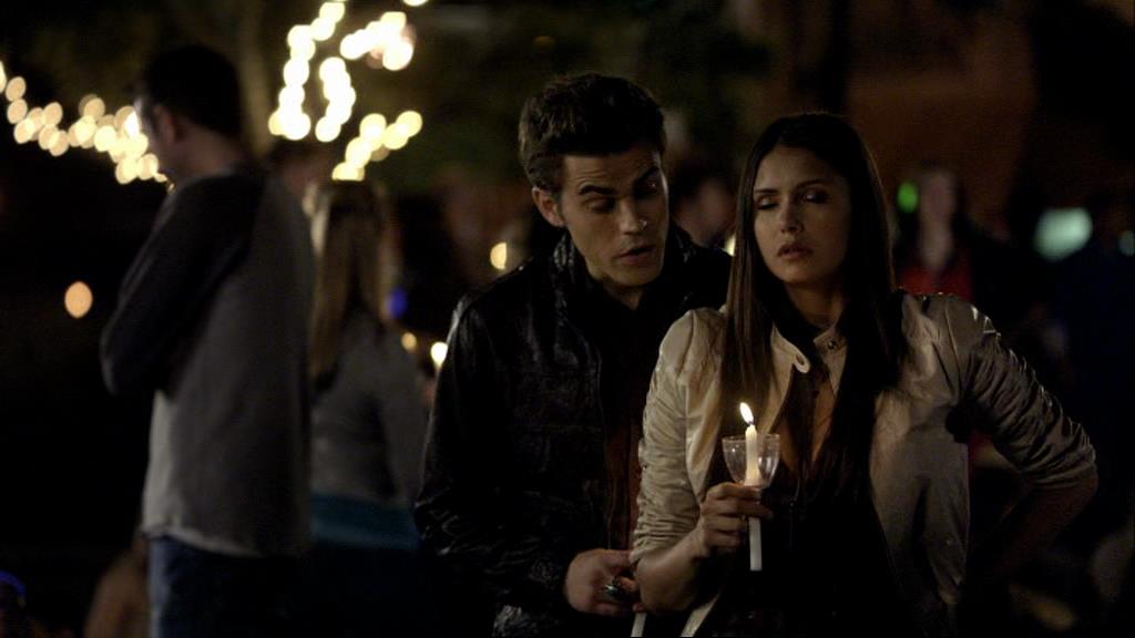 VampireDiariesWorld_dot_org-1x02TheNightOfTheComet01427.jpg