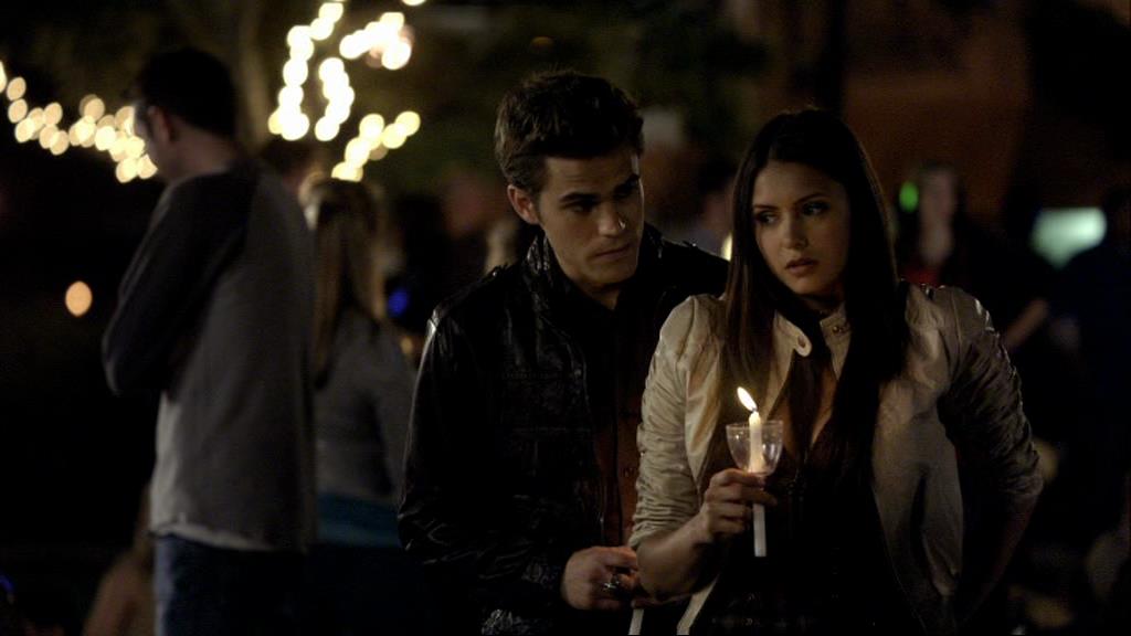 VampireDiariesWorld_dot_org-1x02TheNightOfTheComet01428.jpg