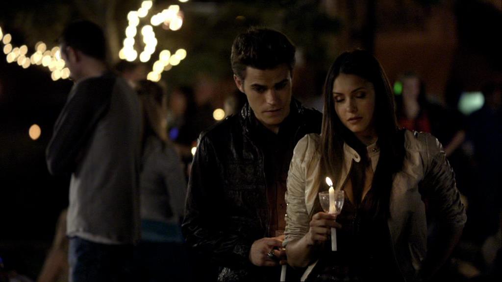 VampireDiariesWorld_dot_org-1x02TheNightOfTheComet01429.jpg