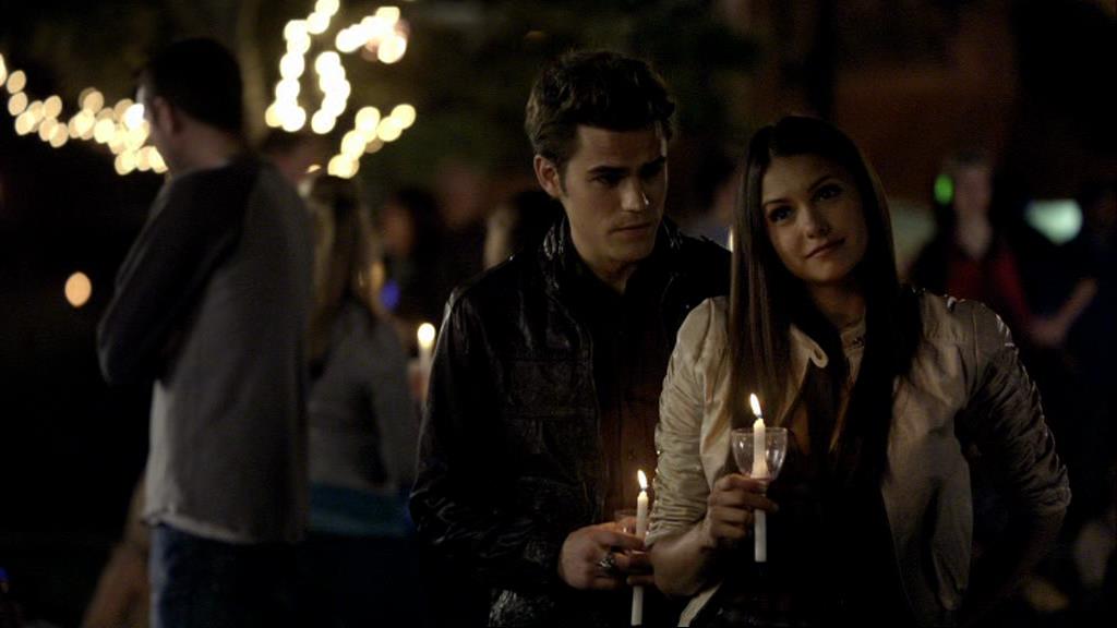 VampireDiariesWorld_dot_org-1x02TheNightOfTheComet01430.jpg