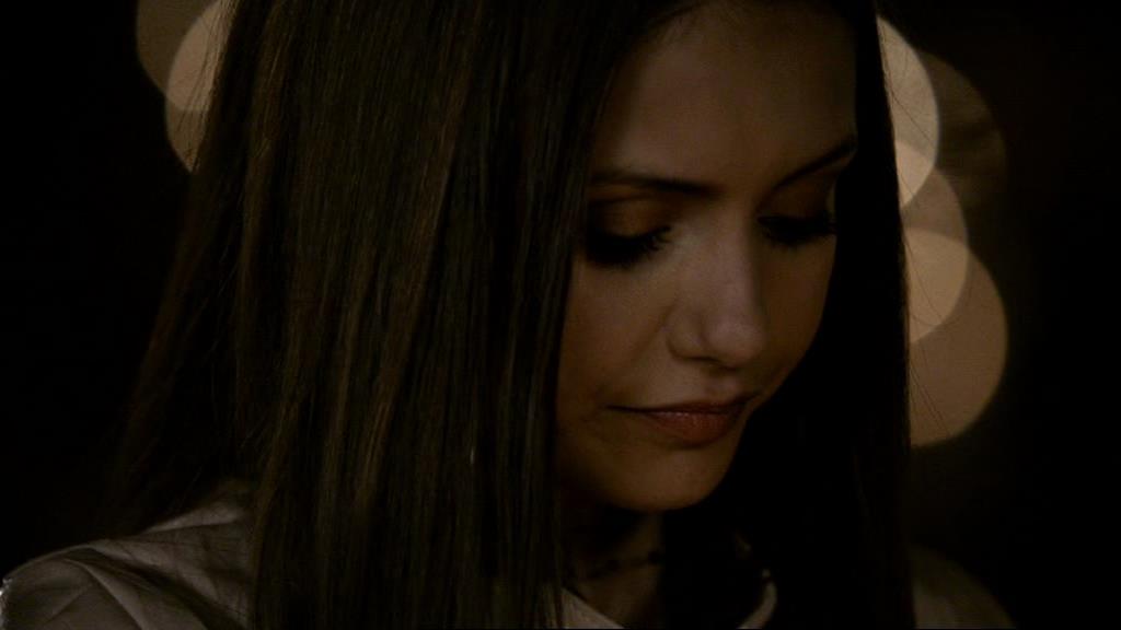 VampireDiariesWorld_dot_org-1x02TheNightOfTheComet01457.jpg