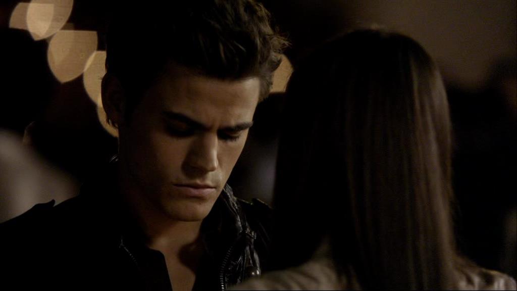 VampireDiariesWorld_dot_org-1x02TheNightOfTheComet01511.jpg