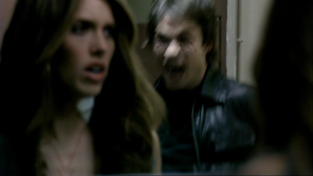 VampireDiariesWorld_dot_org-1x02TheNightOfTheComet01567.jpg