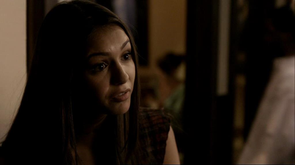 VampireDiariesWorld_dot_org-1x02TheNightOfTheComet01631.jpg