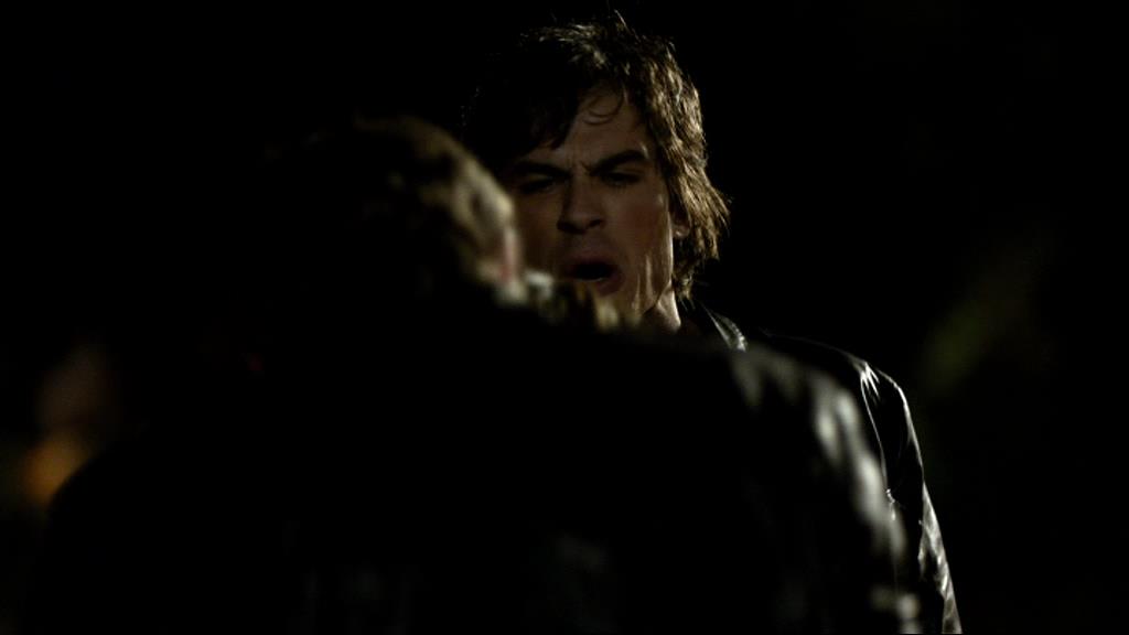 VampireDiariesWorld_dot_org-1x02TheNightOfTheComet01814.jpg