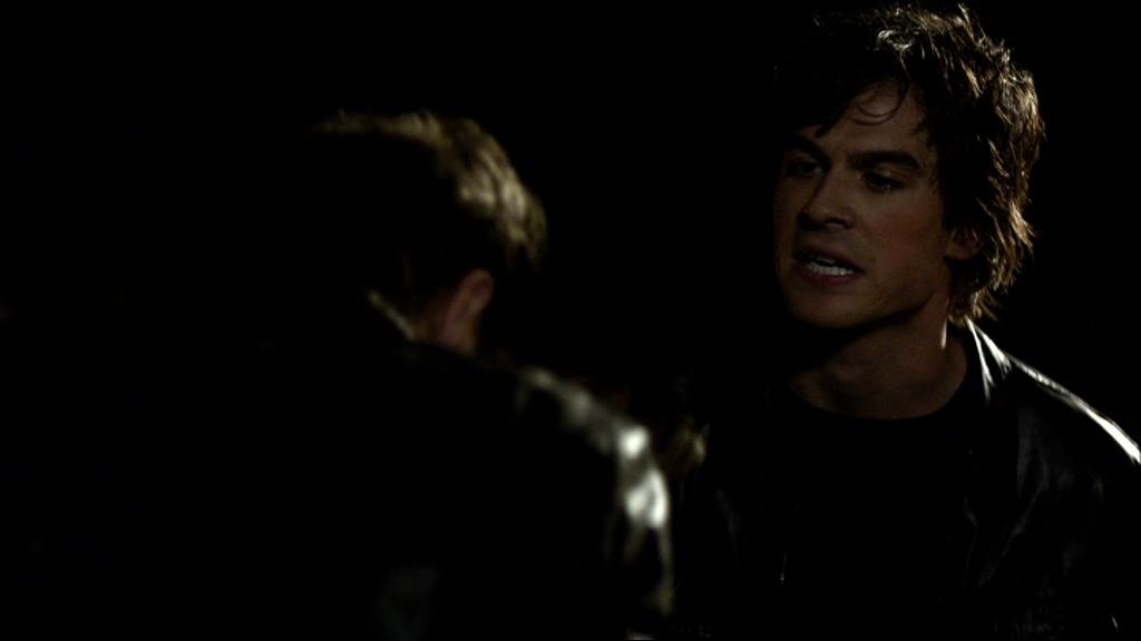 VampireDiariesWorld_dot_org-1x02TheNightOfTheComet01817.jpg