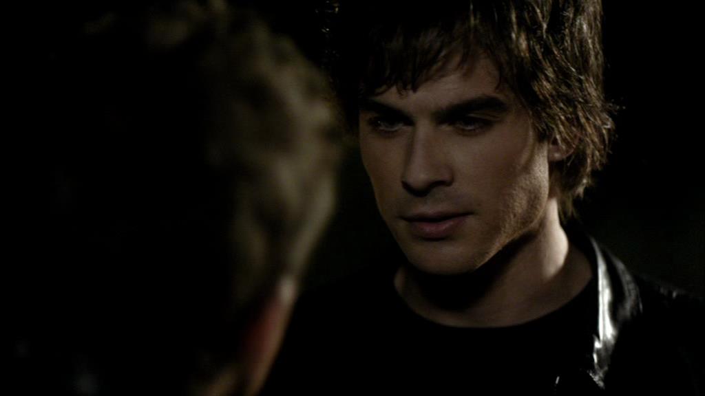 VampireDiariesWorld_dot_org-1x02TheNightOfTheComet01874.jpg